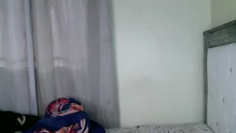 Snapshot of skyqueen0 chatting on 25, 10, 2025 skyqueen0 online show from 25, 10, 2025