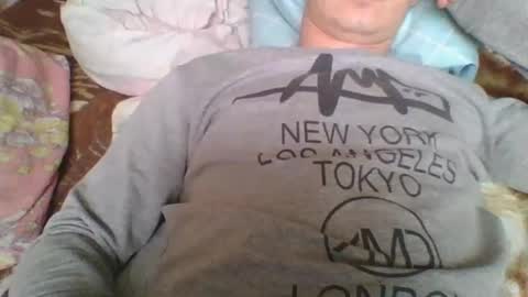 skyressie333 online show from 6, 1, 2025