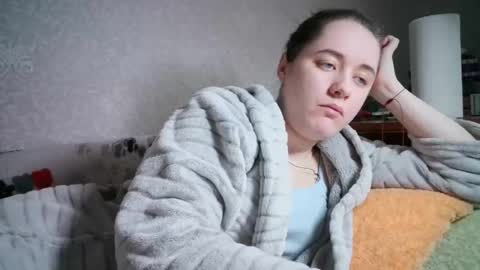 skyressie333 online show from 16, 2, 2025