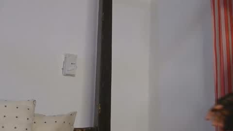 Bella online show from 6, 3, 2025