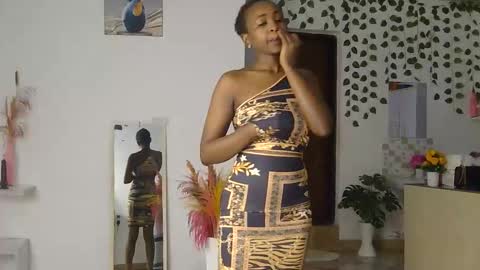 Snapshot of skyy_brown chatting on 27, 5, 2026 Bella online show from 27, 5, 2026