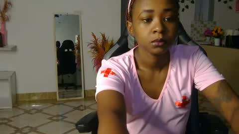 Snapshot of skyy_brown chatting on 14, 6, 2026 Bella online show from 14, 6, 2026