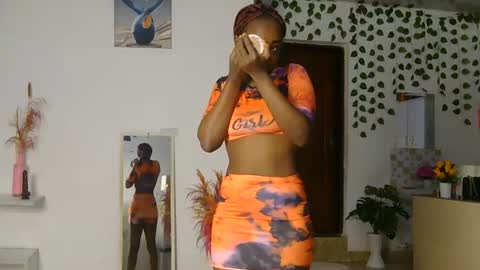 Snapshot of skyy_brown chatting on 16, 6, 2026 Bella online show from 16, 6, 2026