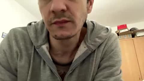 slabyhrac online show from 17, 2, 2025