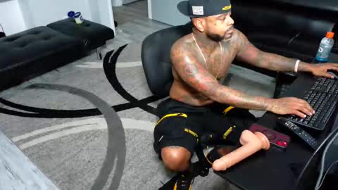 nasty twitter KASHCARTERATL online show from 16, 12, 2025