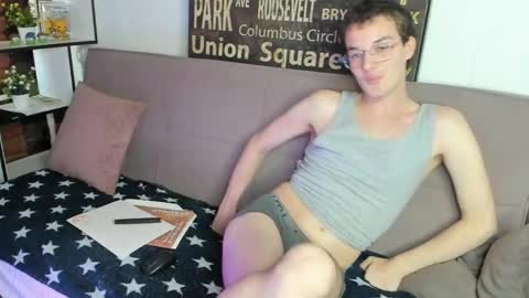 Snapshot of slate_wisp chatting on 25, 5, 2026 slate_wisp online show from 25, 5, 2026