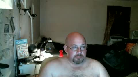 Snapshot of slavejim518 chatting on 5, 7, 2026 slavejim online show from 5, 7, 2026