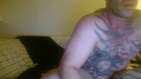 Snapshot of slayerdime85 chatting on 5, 11, 2025 slayerdime85 online show from 5, 11, 2025