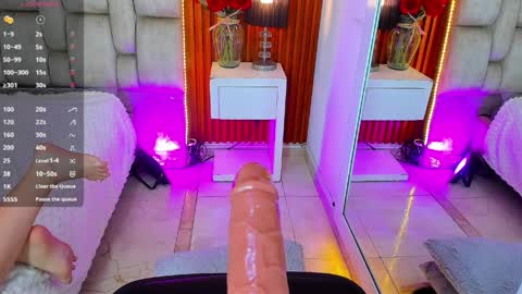 Whitnet  online show from 4, 4, 2026