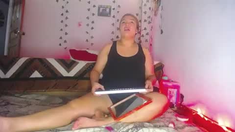 Snapshot of sleyandluna1 chatting on 25, 6, 2026 sleyandluna1 online show from 25, 6, 2026