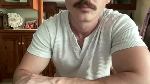 Snapshot of slickmass chatting on 15, 6, 2026 SlickMass online show from 15, 6, 2026