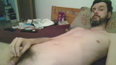 Snapshot of slim38 chatting on 29, 4, 2026 Alin online show from 29, 4, 2026