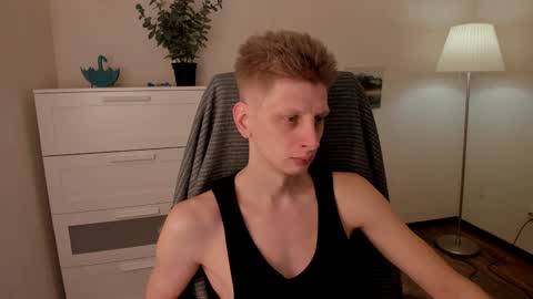 Snapshot of slim_andy chatting on 5, 1, 2025 Andy online show from 5, 1, 2025