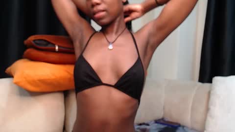 Snapshot of slim_aria chatting on 10, 5, 2026 Aria online show from 10, 5, 2026