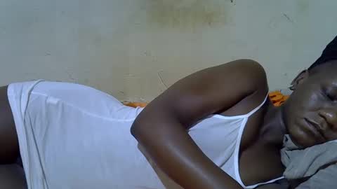 Snapshot of slim_girl3 chatting on 4, 10, 2025 slim_girl3 online show from 4, 10, 2025