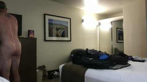 Slim SoCal online show from 16, 4, 2026