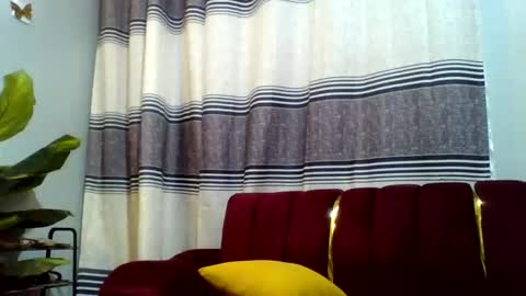 Snapshot of slimebonie chatting on 14, 12, 2025 purity online show from 14, 12, 2025