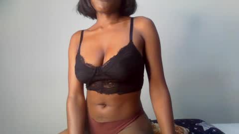 Snapshot of slimebonie chatting on 24, 6, 2026 purity online show from 24, 6, 2026