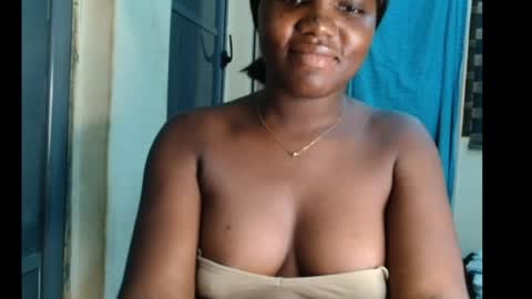 Snapshot of slimthick_tinah chatting on 28, 7, 2026 TINA online show from 28, 7, 2026
