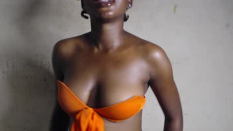 Snapshot of slimzy_hotxx chatting on 8, 7, 2026 Grace online show from 8, 7, 2026