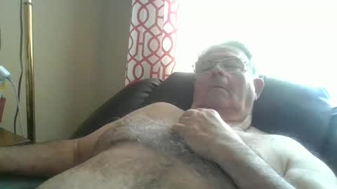 Snapshot of slippery_duck chatting on 19, 12, 2024 slippery_duck online show from 19, 12, 2024