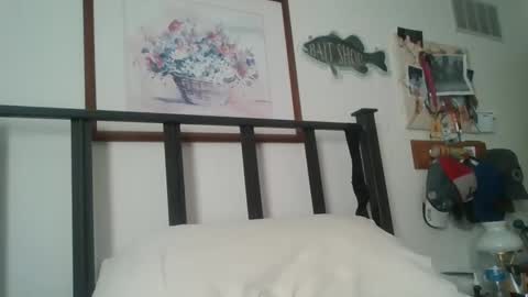 Snapshot of slippery_duck chatting on 25, 1, 2025 slippery_duck online show from 25, 1, 2025