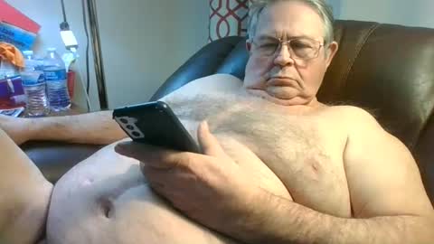 Snapshot of slippery_duck chatting on 8, 2, 2025 slippery_duck online show from 8, 2, 2025