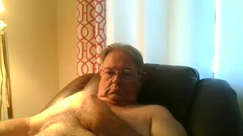 Snapshot of slippery_duck chatting on 25, 9, 2025 slippery_duck online show from 25, 9, 2025