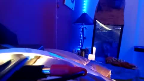 Sloanskirty online show from 16, 2, 2025