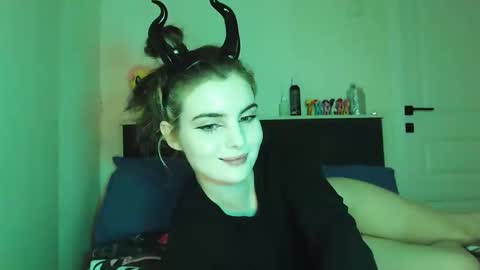 Snapshot of sloomonata chatting on 27, 10, 2025 sloomonata online show from 27, 10, 2025