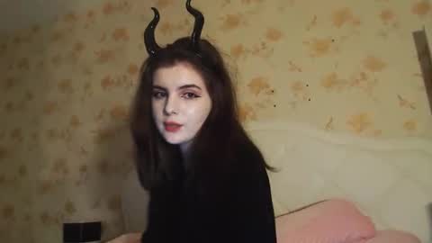 sloomonata online show from 8, 11, 2025