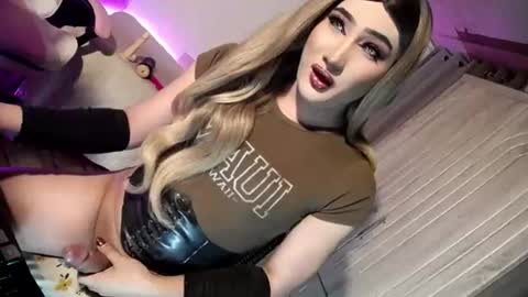 Snapshot of slut_bigcock chatting on 14, 7, 2026 Nathalie online show from 14, 7, 2026