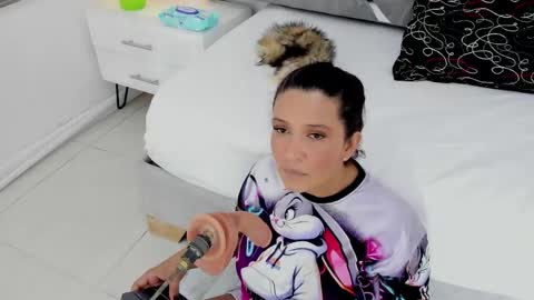 slut_milf_ online show from 6, 5, 2026