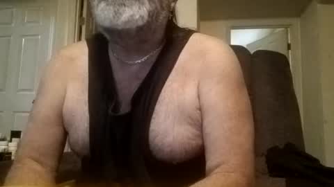 Snapshot of slutbreeze101 chatting on 24, 6, 2026 slutbreeze101 online show from 24, 6, 2026
