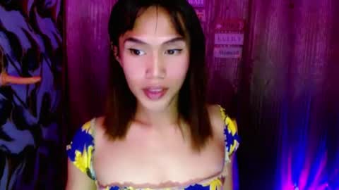 Snapshot of slutqueen_raz chatting on 14, 6, 2026 Raz online show from 14, 6, 2026