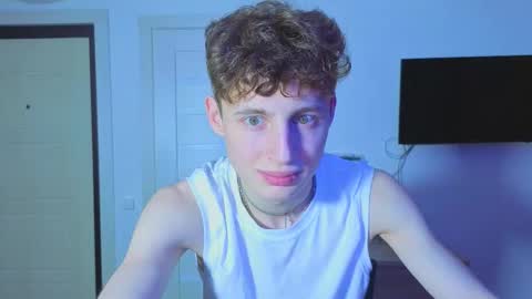 sluttsavage online show from 30, 3, 2026