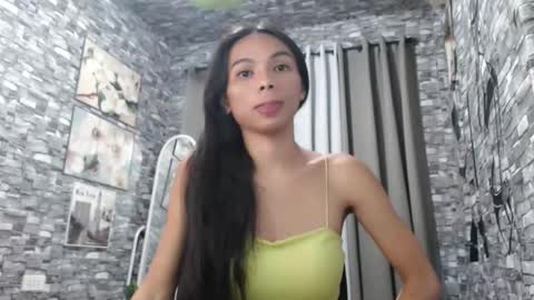 Snapshot of sluttychie chatting on 31, 10, 2025 CHIE CHIE online show from 31, 10, 2025