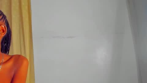 Sexyslutt online show from 5, 3, 2026