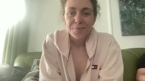 SluttySarah2467 online show from 14, 3, 2026