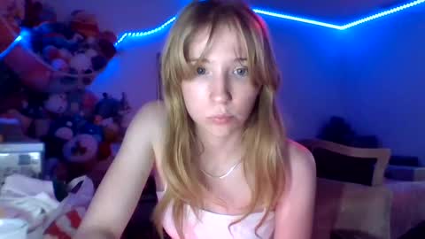 sm0keprincesspeach online show from 31, 12, 2024