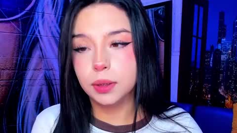 Mariana Torres online show from 9, 12, 2024