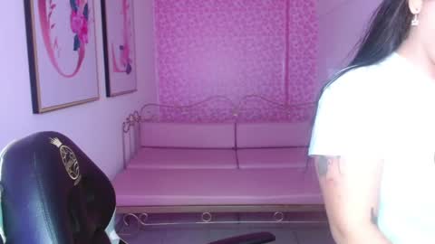 Snapshot of small__naughty chatting on 25, 5, 2026 Mariana Torres online show from 25, 5, 2026