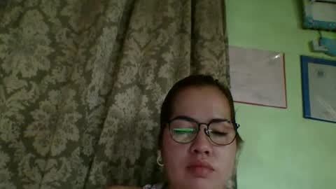 Snapshot of small_boobs59 chatting on 10, 5, 2026 Lovewella online show from 10, 5, 2026