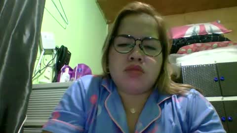 Snapshot of small_boobs59 chatting on 10, 5, 2026 Lovewella online show from 10, 5, 2026