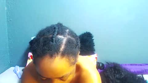 Snapshot of smallboobsxx chatting on 17, 5, 2026 smallboobsxx online show from 17, 5, 2026