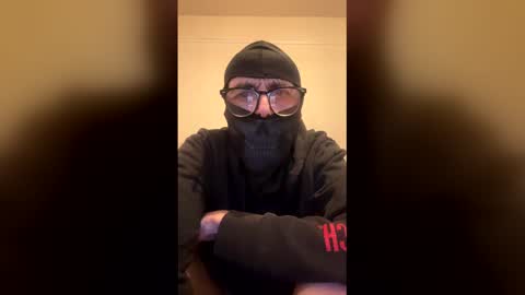 Snapshot of smallcock1406 chatting on 3, 3, 2026 smallcock1406 online show from 3, 3, 2026