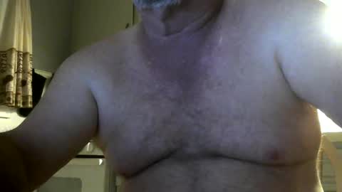 Snapshot of smalldickdjk chatting on 20, 5, 2026 smalldickdjk online show from 20, 5, 2026