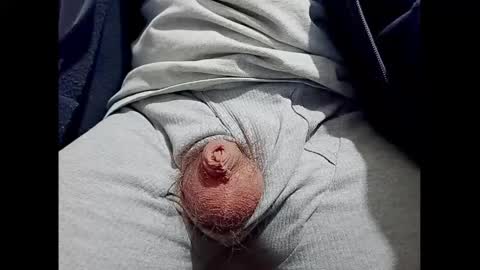 Snapshot of smallhairyuncut chatting on 29, 1, 2025 Small Hairy Uncut online show from 29, 1, 2025