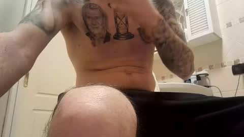 Snapshot of smallone8825 chatting on 1, 5, 2026 smallone8825 online show from 1, 5, 2026