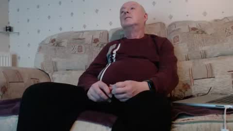 Snapshot of smallsteve562 chatting on 25, 2, 2026 Steve online show from 25, 2, 2026